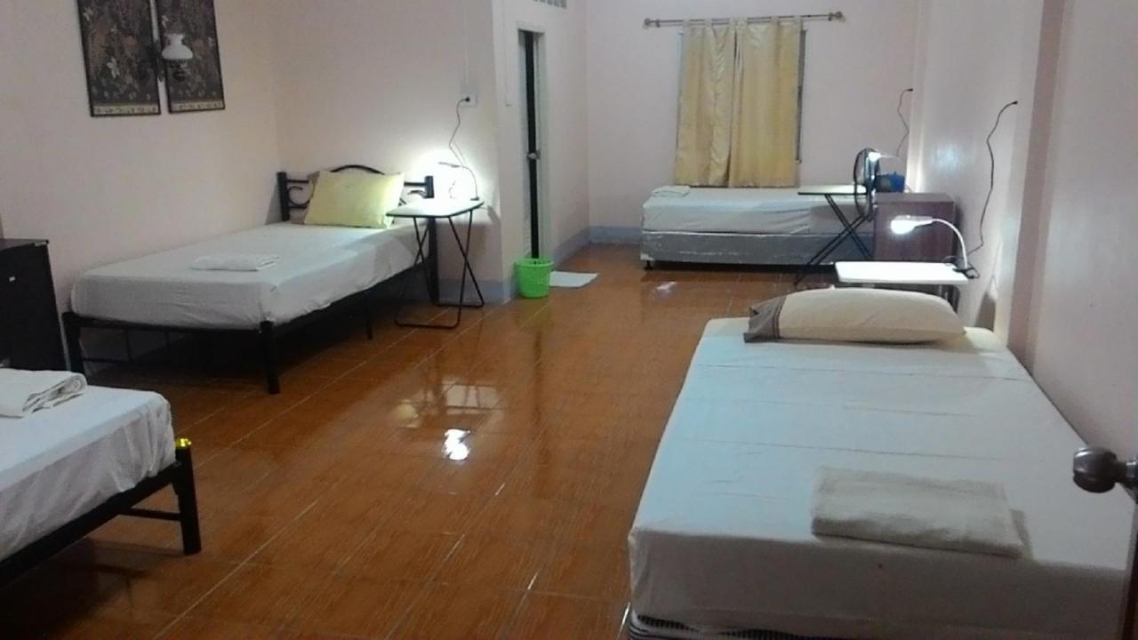 D's Corner & Gæstehus Phuket
